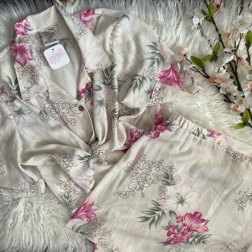 Vintage 90s DIY Upcycled White Floral Print Set - Crop Top and Mini Skirt Size L